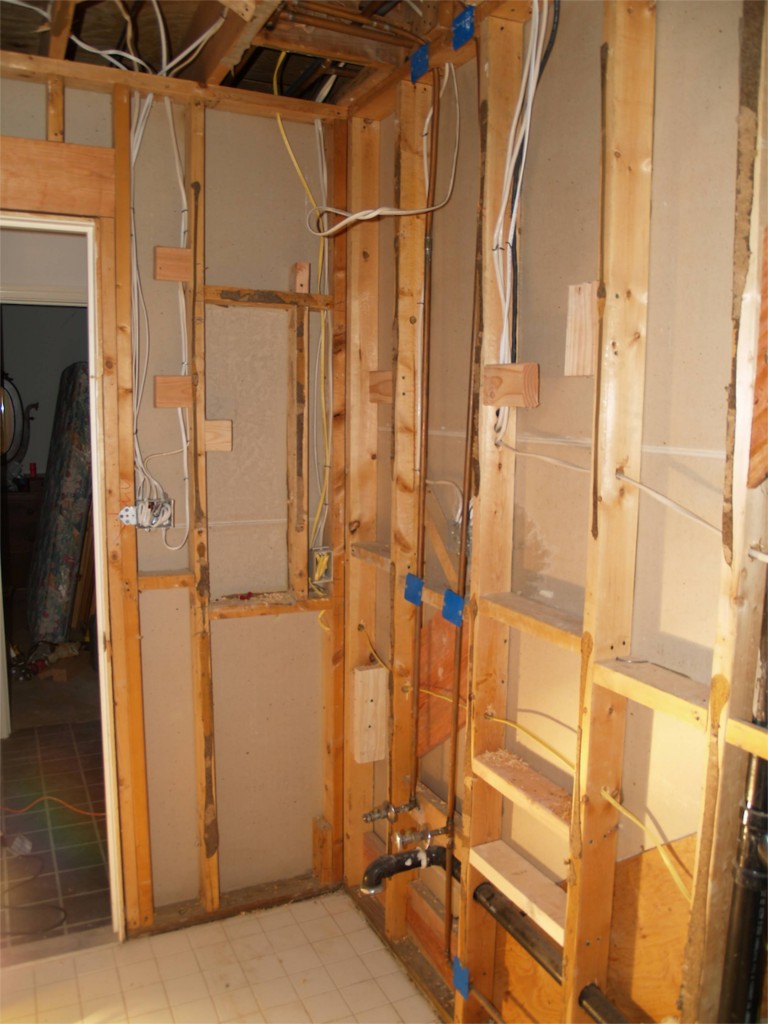 Downstairs bathroom with new wiring – Geeky Girl Engineer